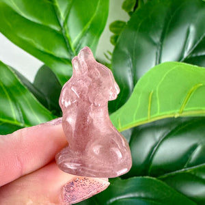 Strawberry Quartz Mini Wolf Carving