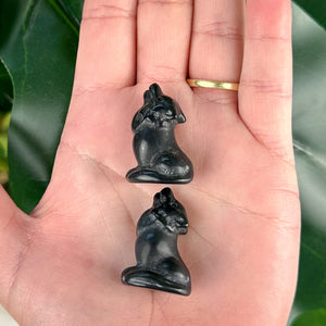 Obsidian Mini Wolf Carving