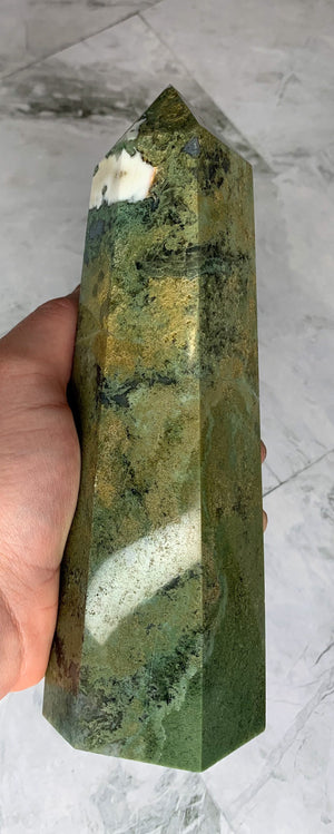 XL Natural Moss Agate Tower