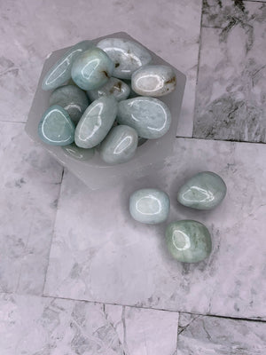 High Quality Aquamarine Tumbled Stone