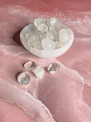High Quality Clear Quartz Tumble Stone