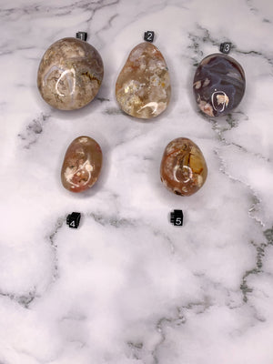 Flower Agate Palm Stone