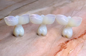 Opalite Goddess Carving | Feminine Energy & Intuition | Spiritual Decor