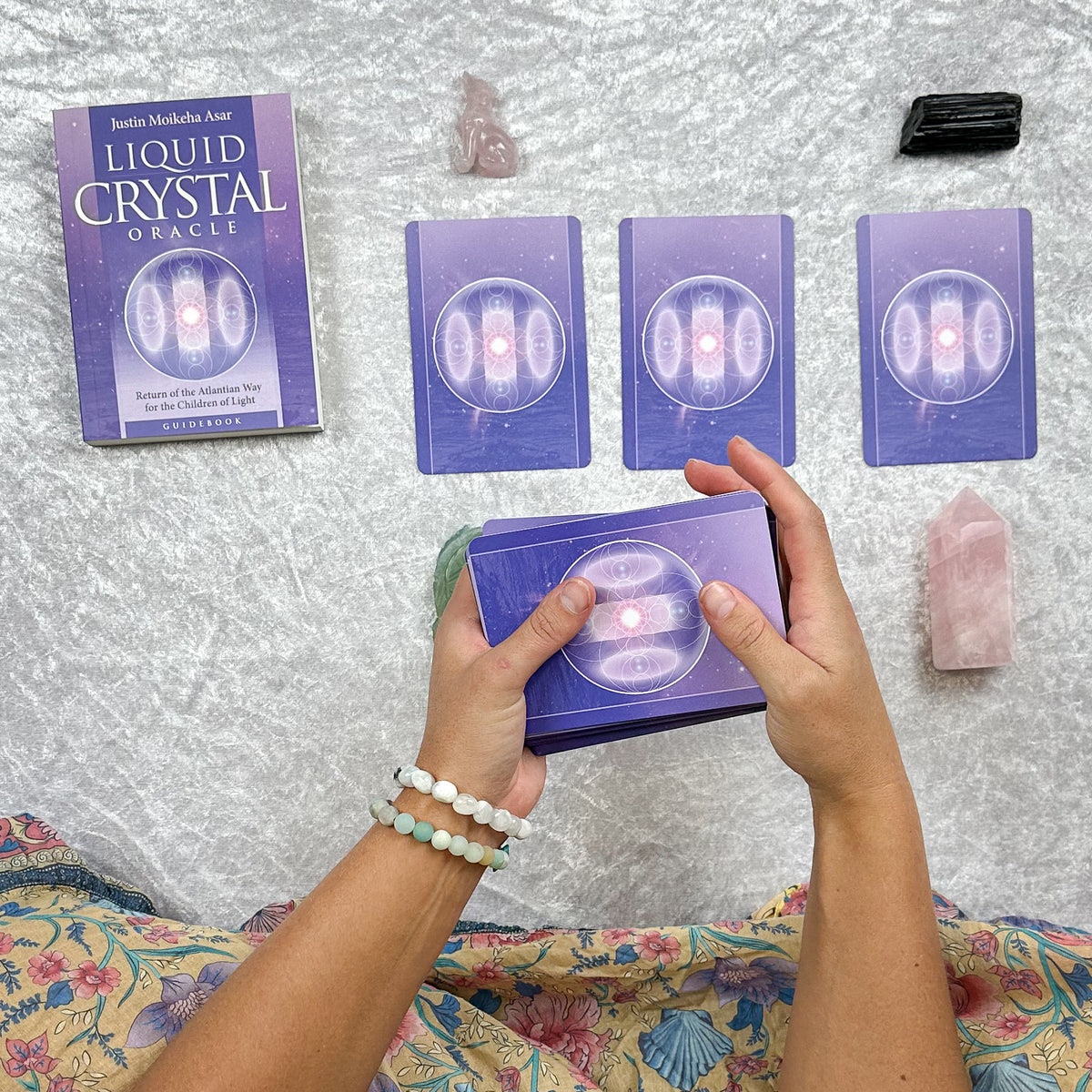 Crystal Insights Reading by Jess: Unlocking Liquid Crystals Oracle Wisdom
