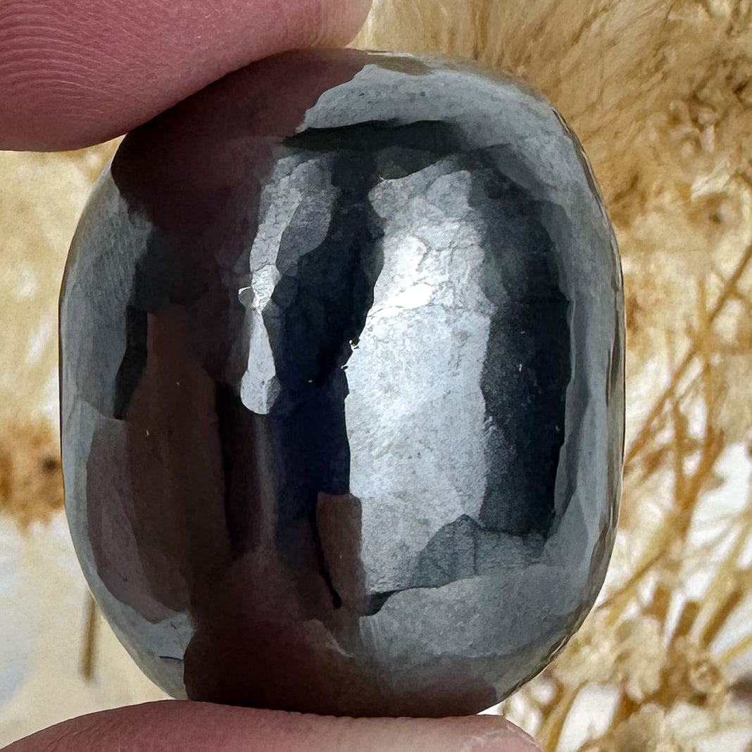 High-Quality Tumbled Hematite