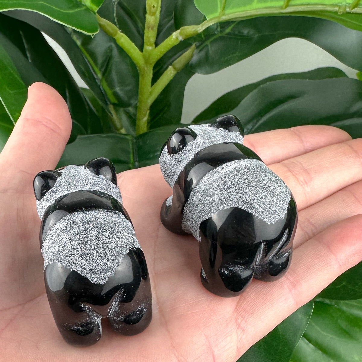 Obsidian Panda Carving – Hand-Carved Protection Totem (5cm)