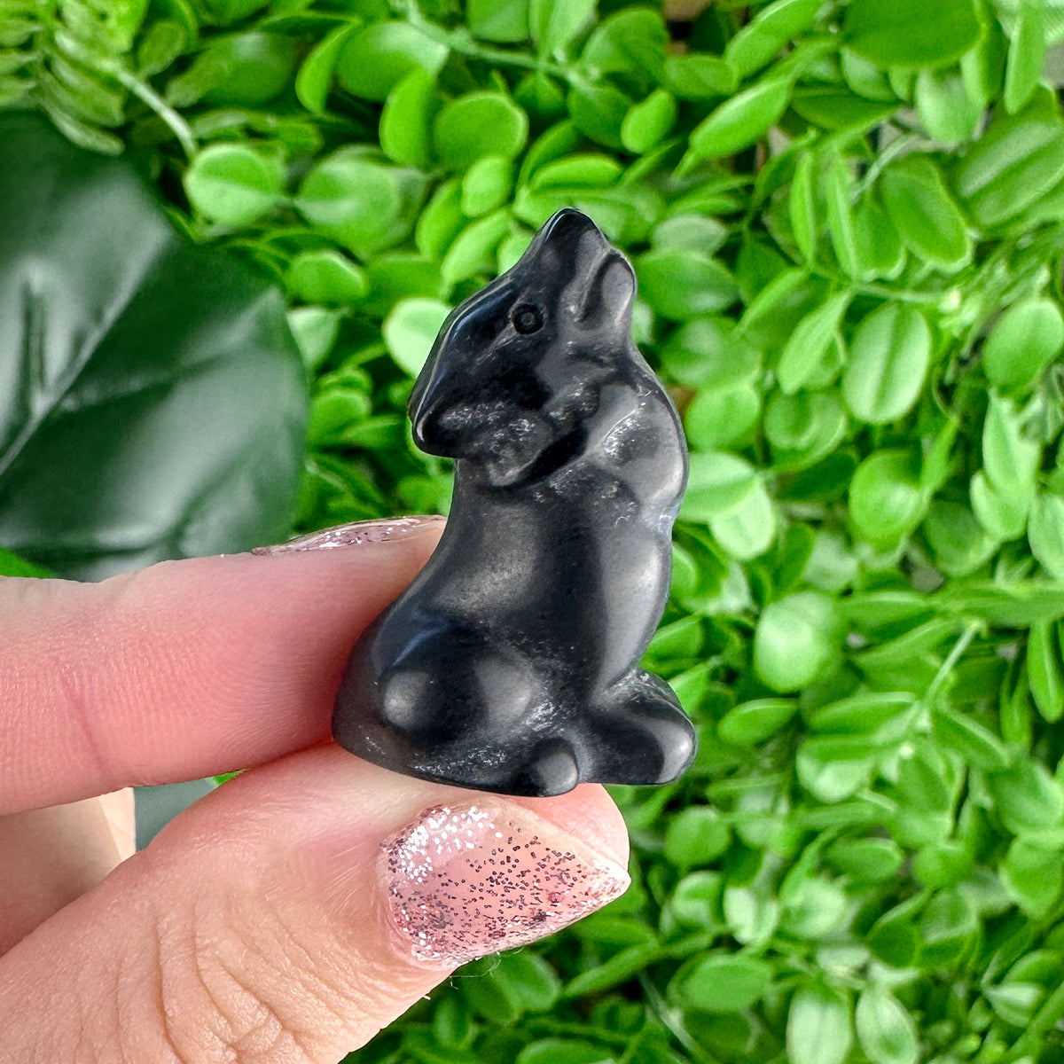 Obsidian Mini Wolf Carving