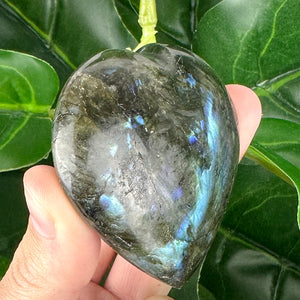 Labradorite Heart Crystal | Protection, Intuition & Transformation