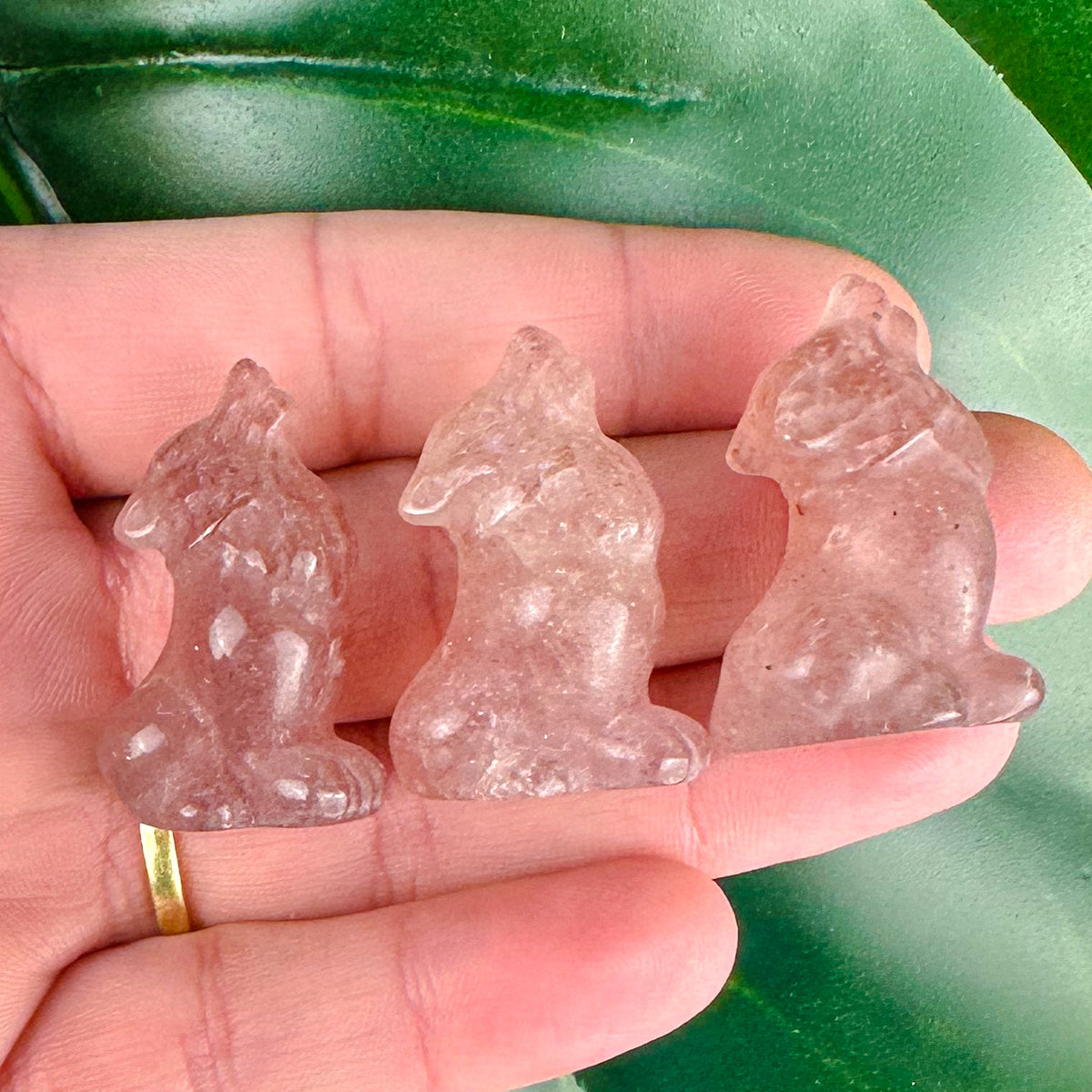 Strawberry Quartz Mini Wolf Carving