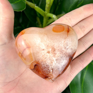 Carnelian Heart Crystal | Confidence, Motivation & Passion