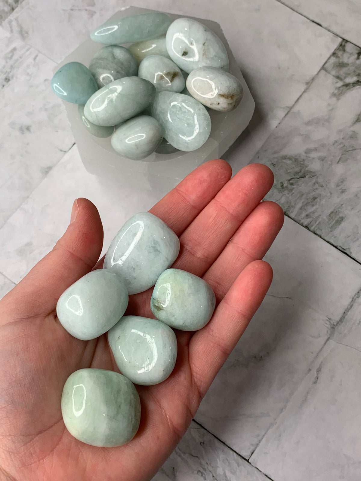 High Quality Aquamarine Tumbled Stone