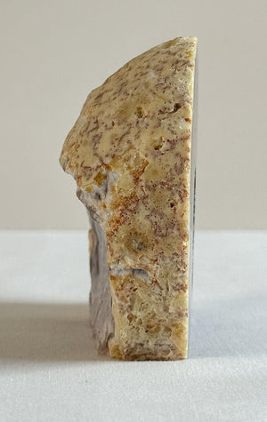 Agate Geode Natural Base cut