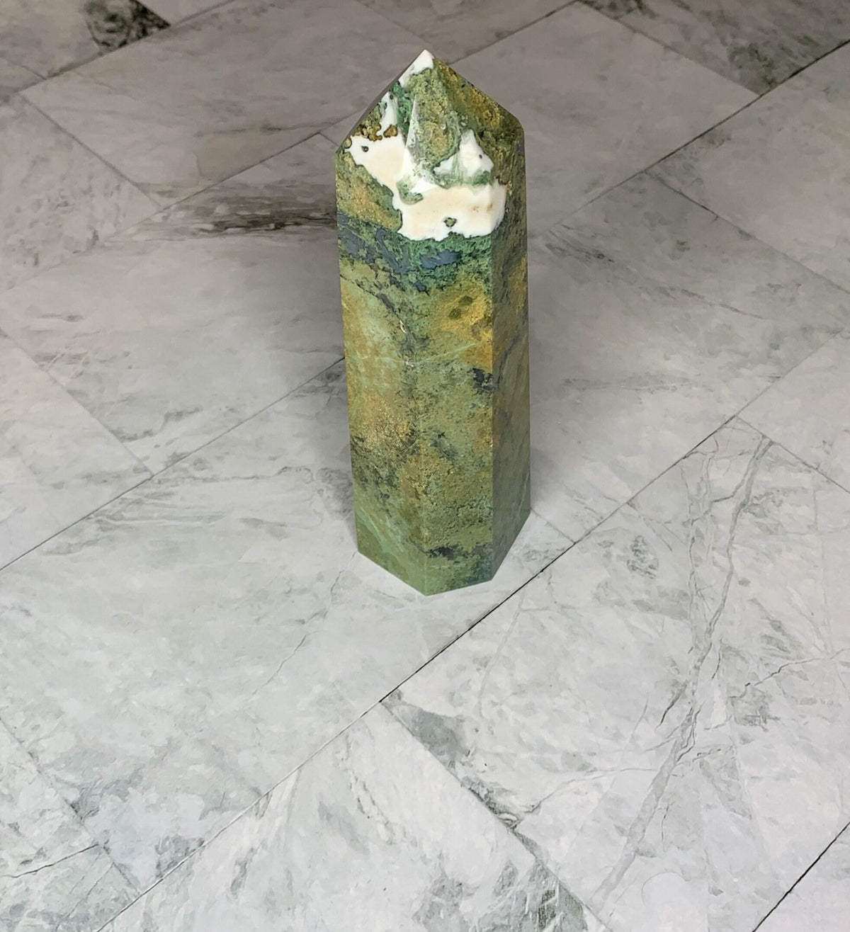 XL Natural Moss Agate Tower