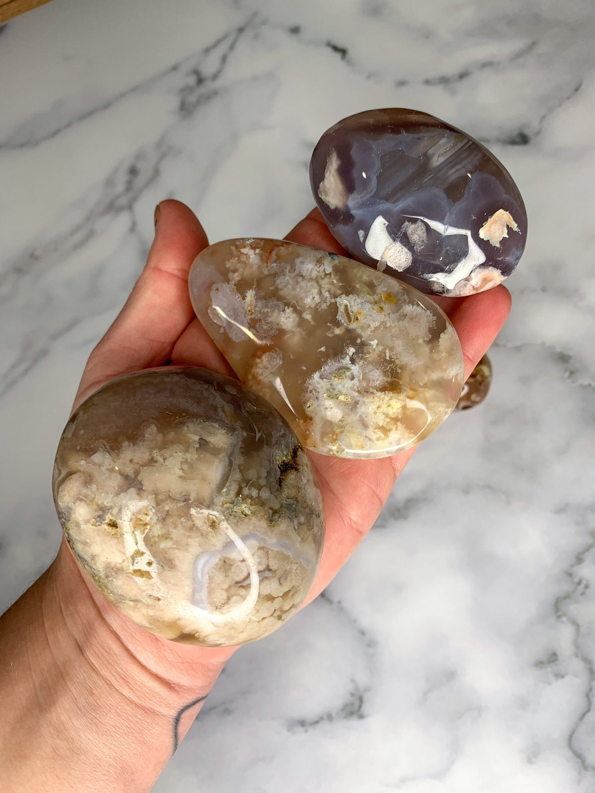 Flower Agate Palm Stone