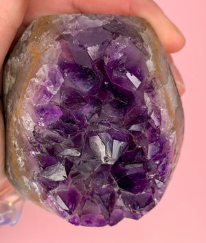 Amethyst Freestanding