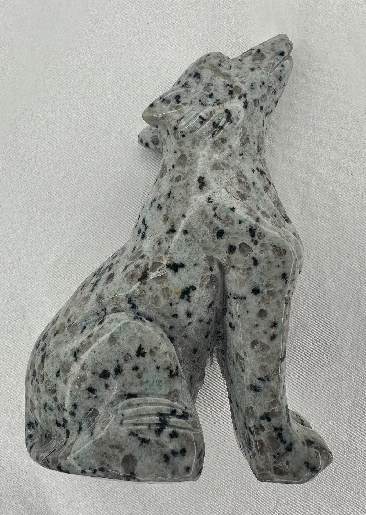 Large Kiwi Jasper Wolf Carving